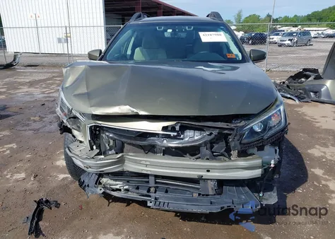 2020 Subaru Outback Premium z USA, uszkodzony, nr VIN 4S4BTACC1L3224596